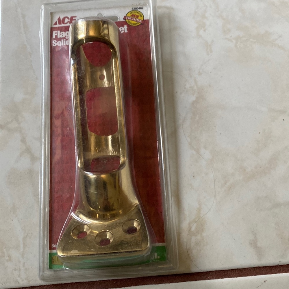 Ace Flag Pole Bracket